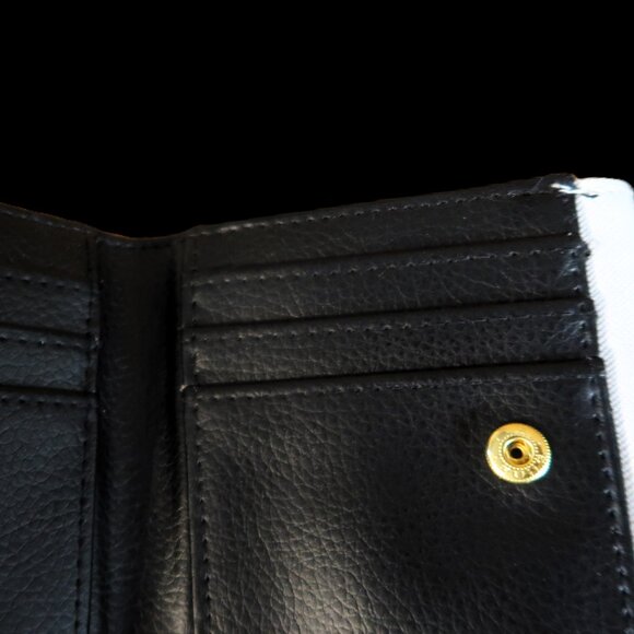 Woman's Buxton Wallet Black and White Dotted Gold Tone Hardware Small - Picture 6 of 6